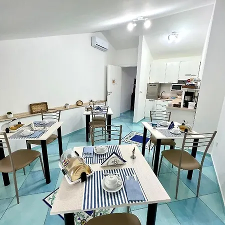 A Casa Di Vittoria - Bed & Breakfast *
