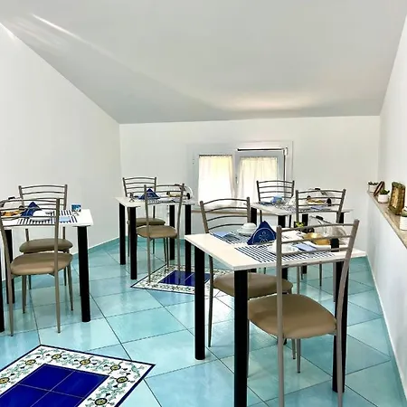 A Casa Di Vittoria - Bed & Breakfast *